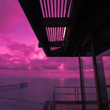 生命太短， 没留时间给我们每日带着遗憾醒来。 所以去爱那些对你好的人， 忘掉那些不知珍惜你的人。