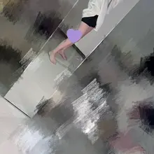 요새 날씨 미쳤네 후드 입고 나갔다가 더워 죽을 뻔 🥵 근데 다리 라인 좀 괜찮게 나온 듯? rt 마음 박아주면 더 올림 ❤️