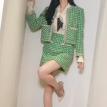 林志玲做客《小姐不熙娣》与小S合照拼美腿