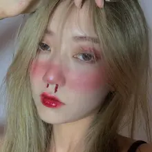 [母狗共享中心]推友投稿的母狗。母狗自己画的高潮脸看来是想被男人操成满脸潮红发情的样子。戴着专属狗牌逛街露出爬行，碰到男人就骚屄流水爬过去舔，希望大家见到这只…