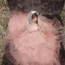 우주별이는 바깥 나들이 하고 아테네 다녀왔었습니다☺️ 아테네에서 준비된 핑크 드레스 입고 사진 한참 찍어봤네요. 친절한 사장님 덕에 좋은 분들…