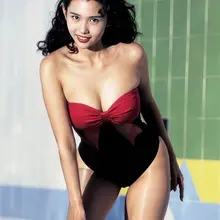 [老图修复-13]-90年代美女怎能少了邱淑贞呢，修复一张她的泳装照