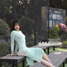 这个少妇有点东西 #街拍 #露出 #反差婊 #换妻 #绿帽 #丝袜 #淫妻 #走光 #抄底 #夫妻 #偷拍 #丝袜 麻豆街拍：https://t.co/znu…