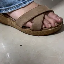 点击观看更多美脚