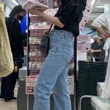 点击观看更多美脚