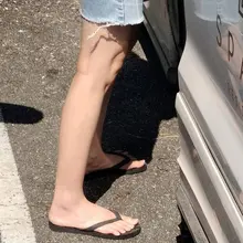 点击观看更多美脚