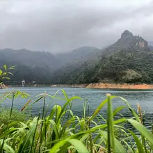 很多人说我的推特没有黄色的内容，在推特上太难见了！因为以色视人获得点赞和关注是最廉价的，而且我平时就是这个样子，我想展现的就是真实的状态不需要以色来博取点赞和…