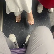 想舔吗。。。 https://t.co/gkDAdR1Nf4 #玉足 #美脚 #恋足癖 #足交榨精 #脚底奴 #鞋控